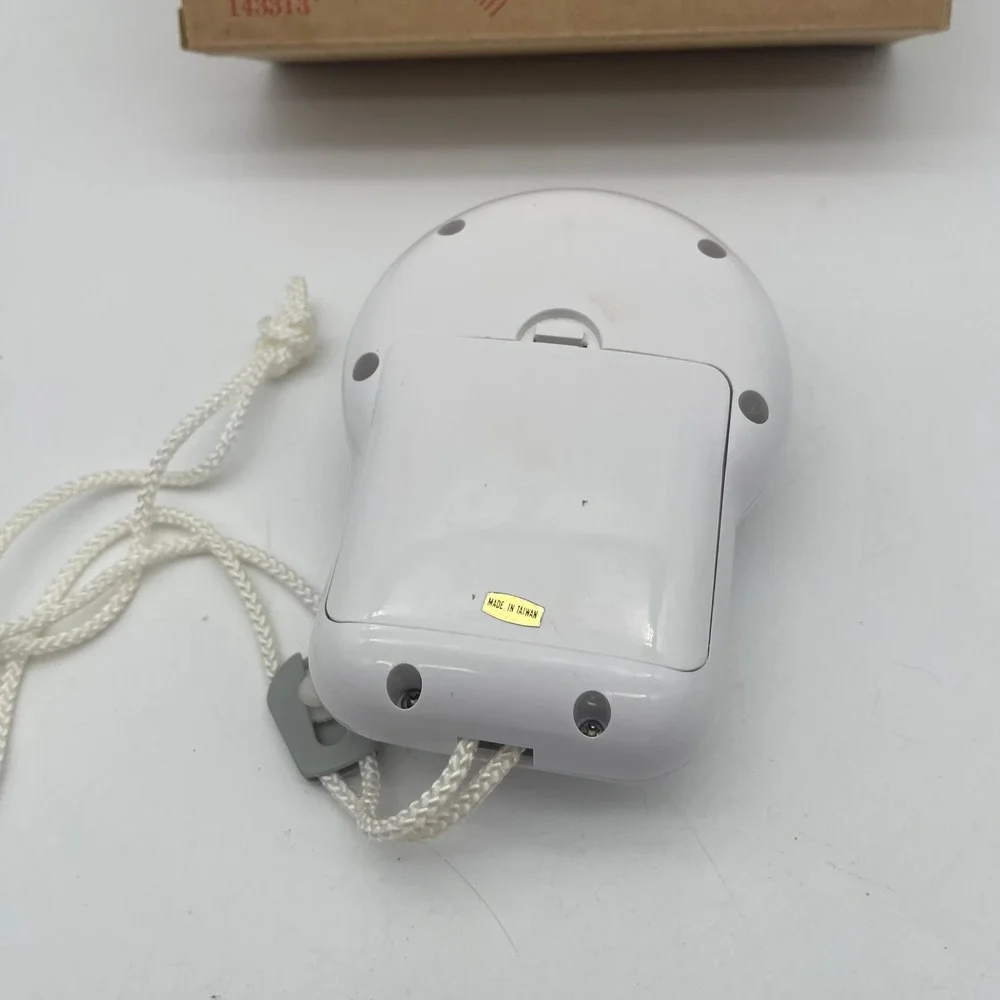 Brookstone Muscle Massager 14331 White Grey Portable Vibrating Handheld with Box